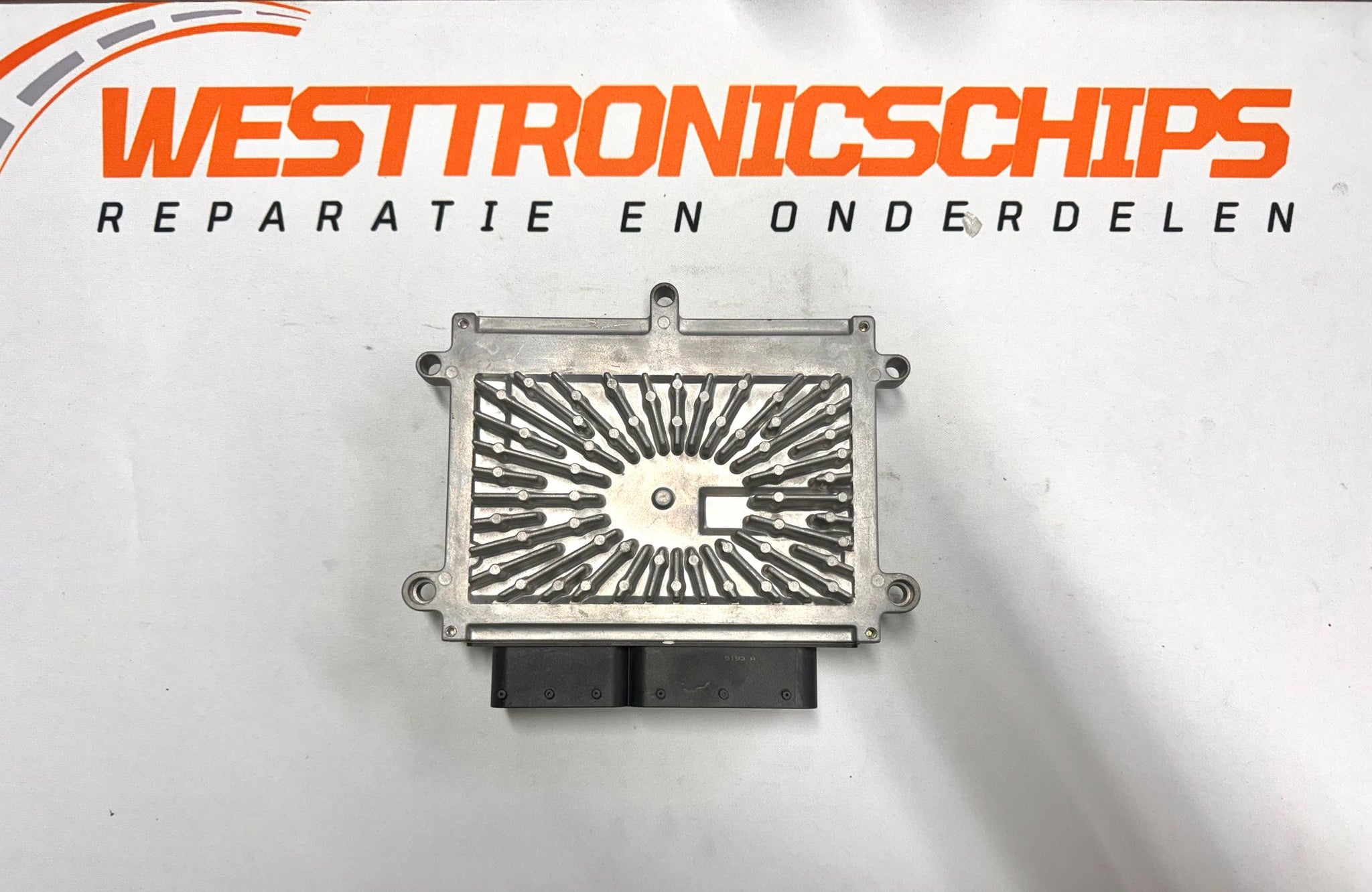 ECU 079700-9132 - P30650677