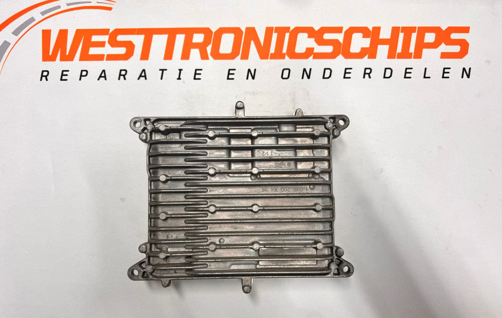 ECU 7634297 - 0 261 S07 665