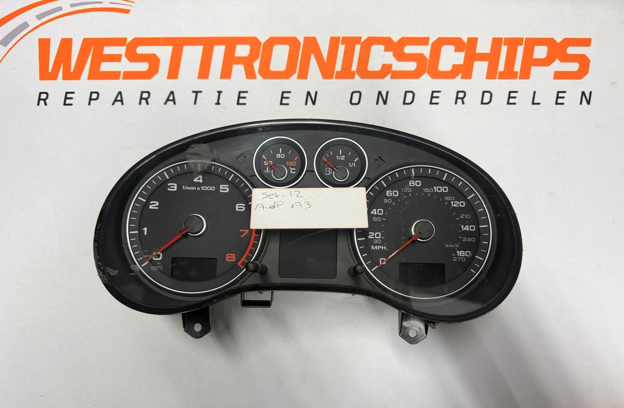 Instrumentenpaneel / Teller 8P0920951S