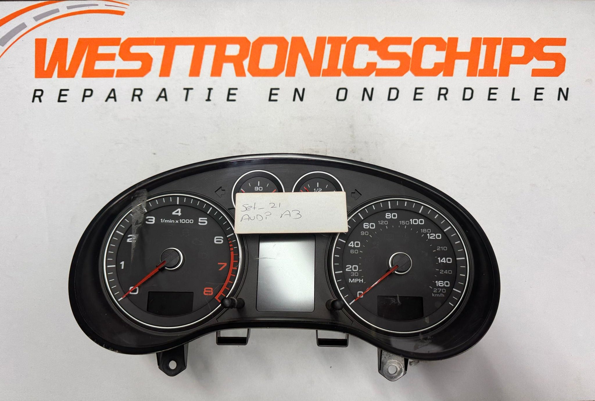 Instrumentenpaneel / Teller 8P0920982M