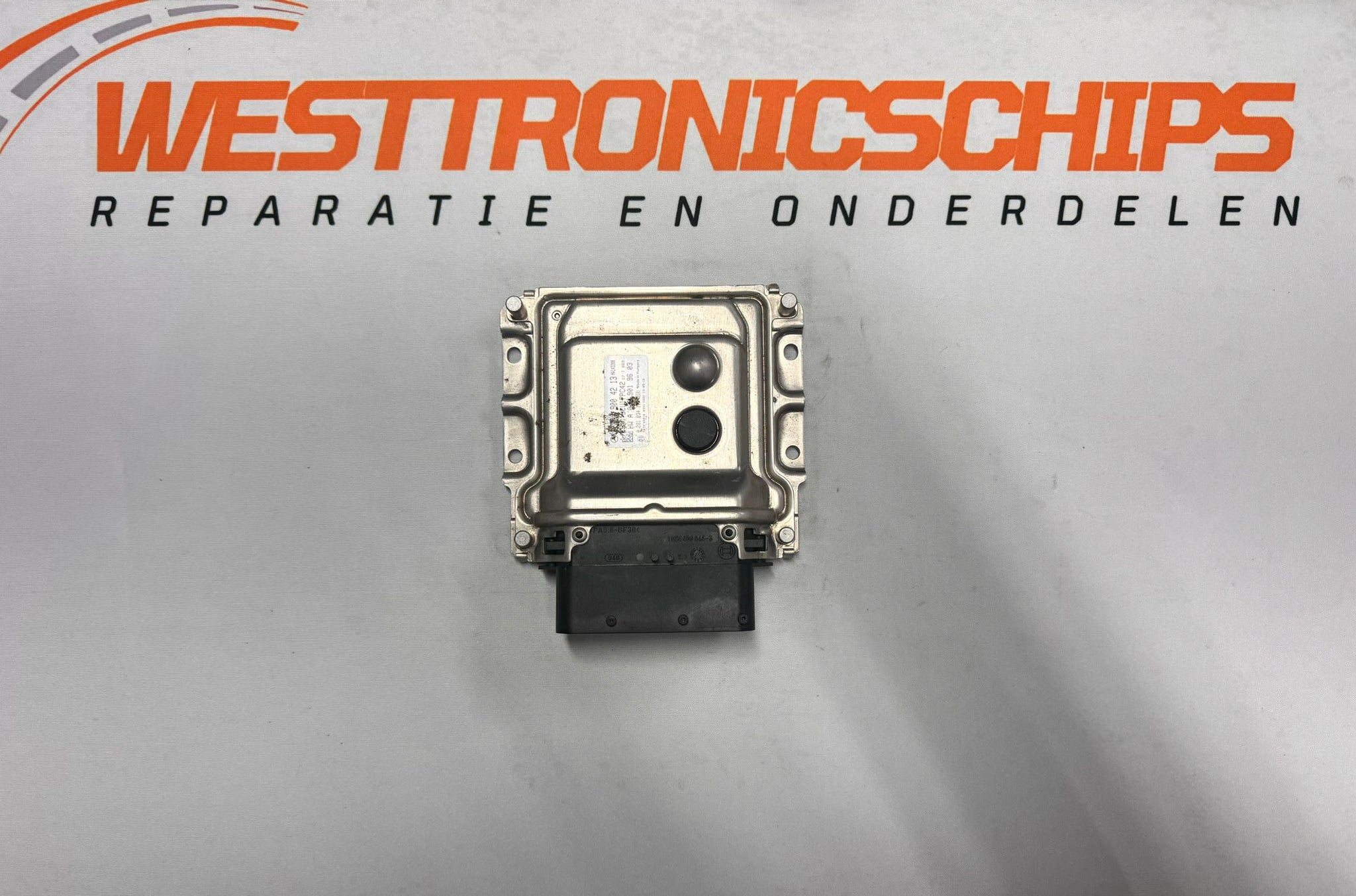 ECU A0009004213 - 0 281 034 117