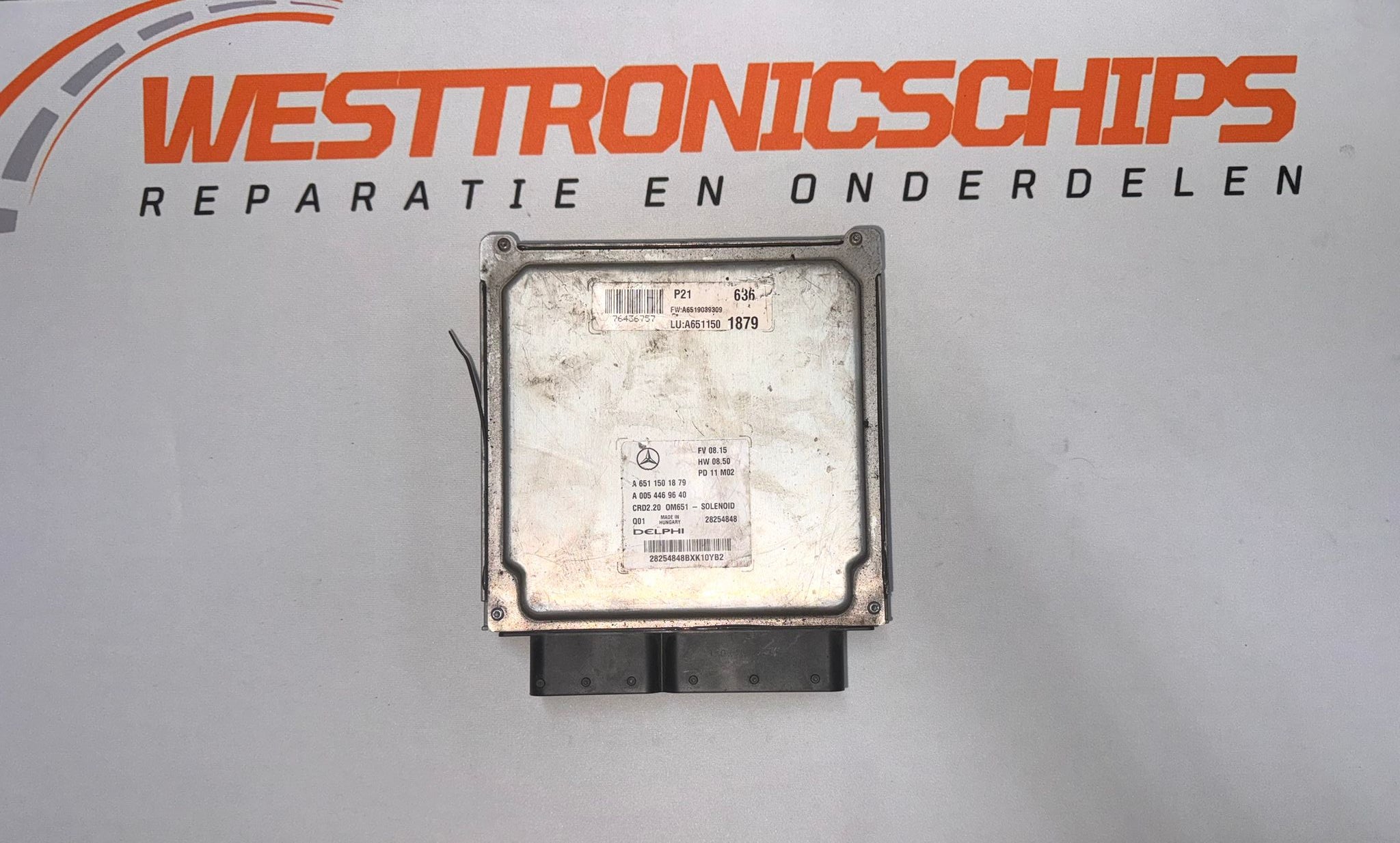 ECU A6511501879 - A0054469640